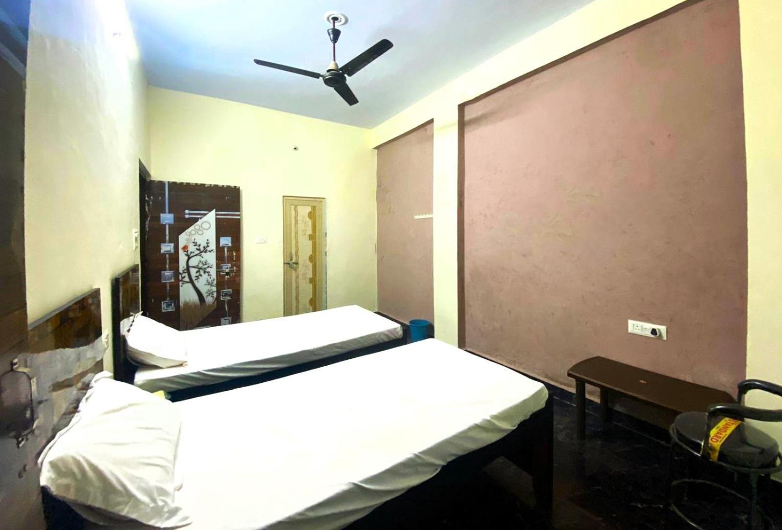 Bssn Guest House Gwalior Εξωτερικό φωτογραφία